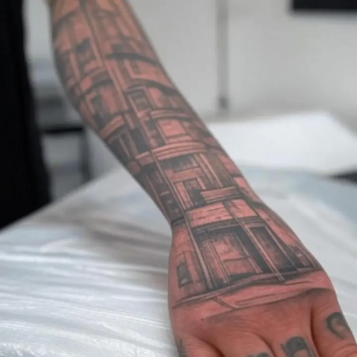 Street art ihletésű tetoválás részlete az Urbaninkstudio portfóliójából